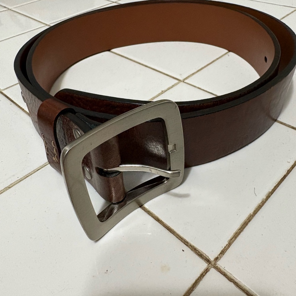 Kenneth Cole Brown Leather Belt with Silver Buckle